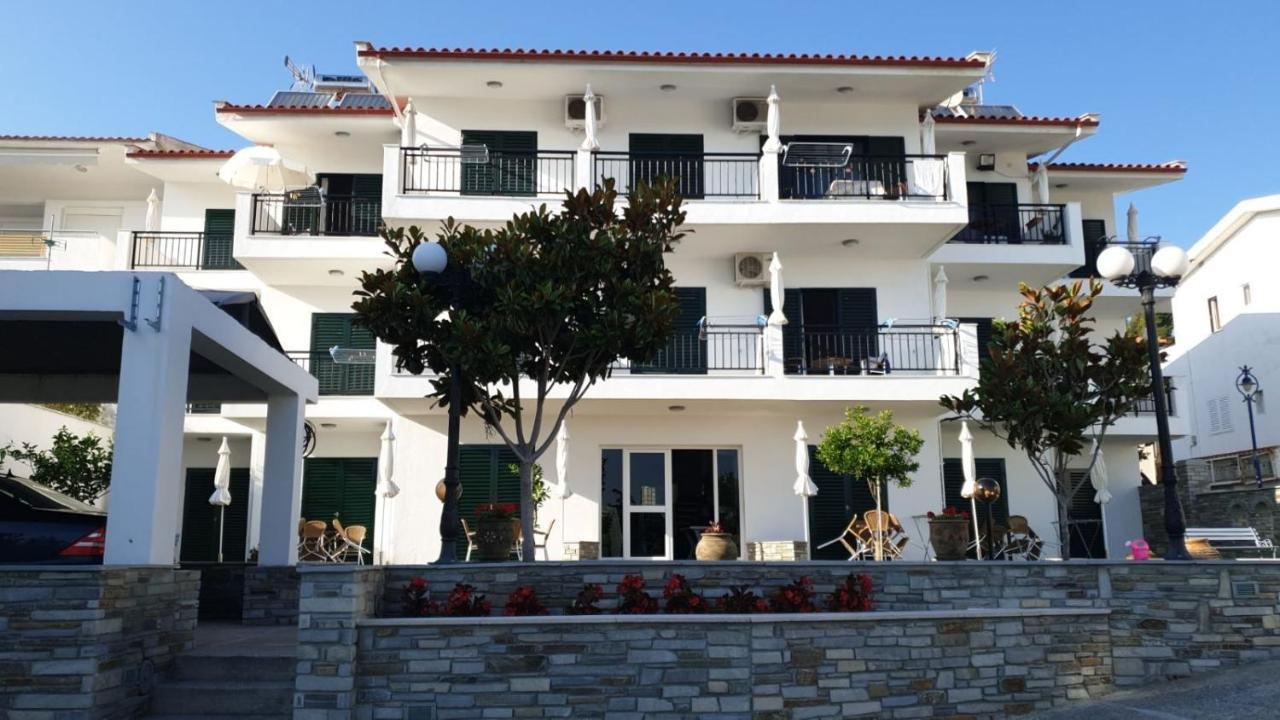Pansion Alexandros By The Sea Aparthotel Nea Skioni Luaran gambar