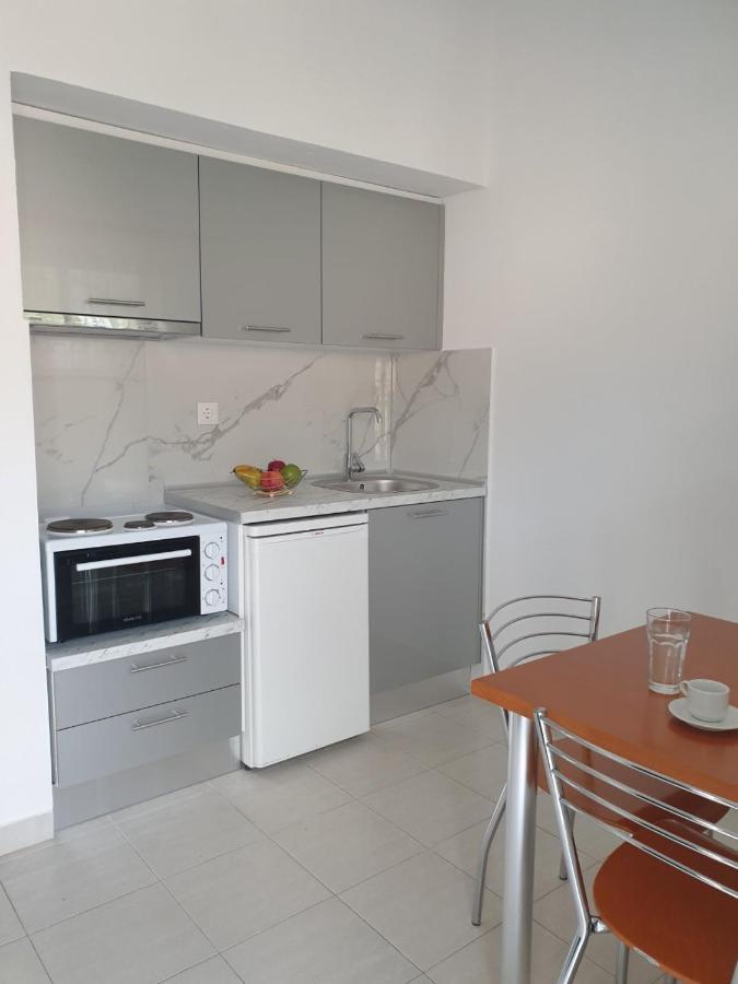 Pansion Alexandros By The Sea Aparthotel Nea Skioni Luaran gambar